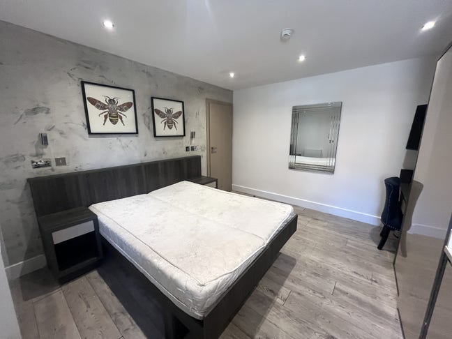 Stunning Studio Apartment in PE1! 😍 Main Photo
