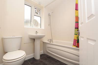 Affordable Double Room Near Upton Park Main Photo