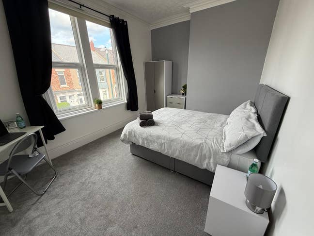 Refurbished 5 bed 2 bath property, all bills inc Main Photo