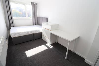 Best Deal in N7 - Steps from Islington Main Photo