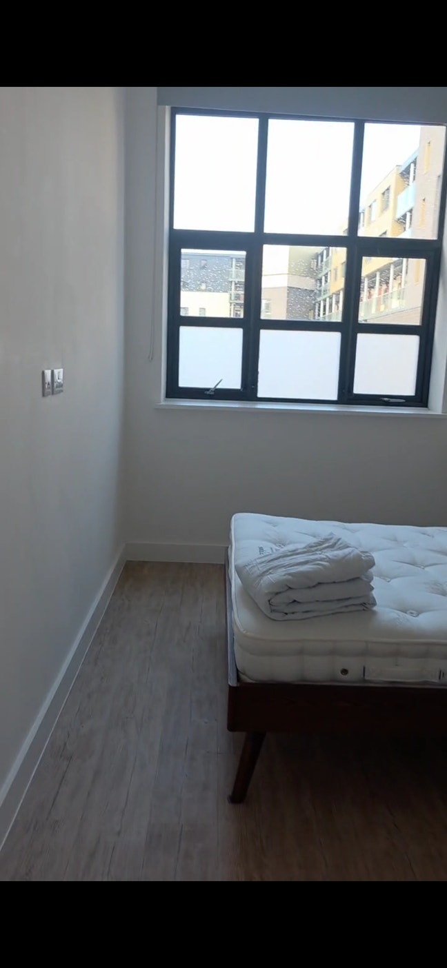 One room in 2bedroom at digbeth Main Photo