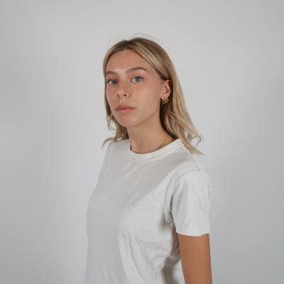 Looking for a flat - starting an MA in September Main Photo