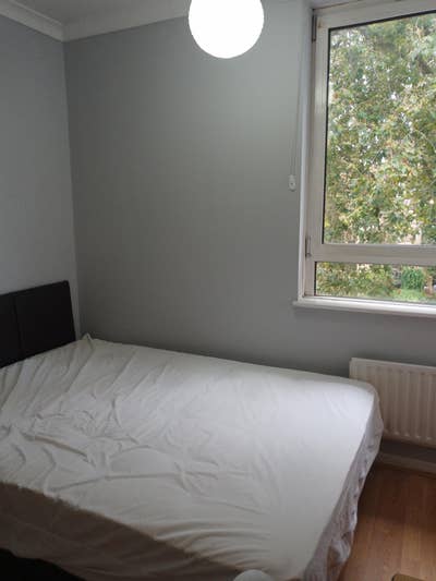 Double room in Canary Wharf centre Main Photo