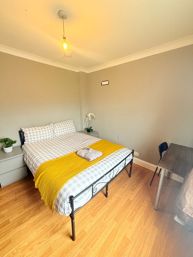 ✨ 🛏️ Double Room to Let in Willesden Green  Main Photo