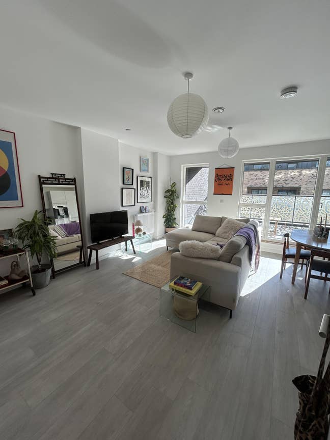 Spacious room in 2 bed Flat Peckham  Main Photo