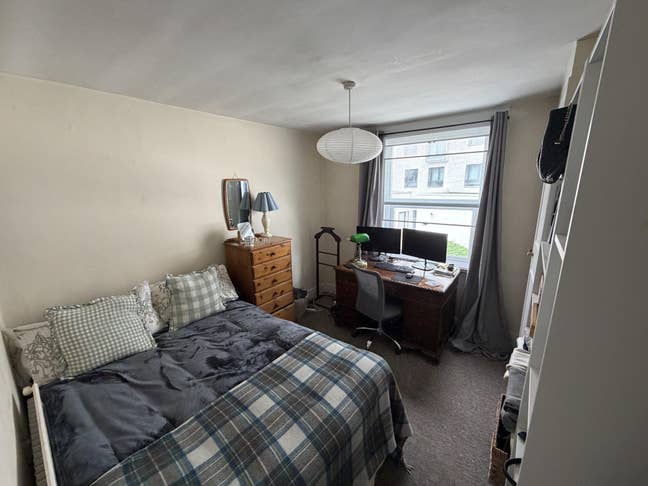 Double Room in Clapham North   Main Photo