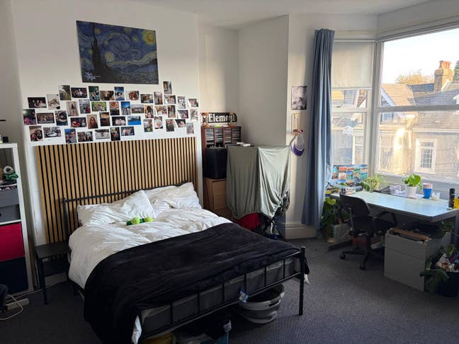 Furnished and Spacious Room SA1 Main Photo