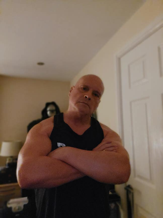 Professional Male seeks a double room Main Photo