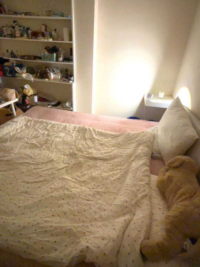 Near Imperial | 1 Min Walk | Large 2m Bed Main Photo