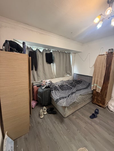 Sharing room Main Photo