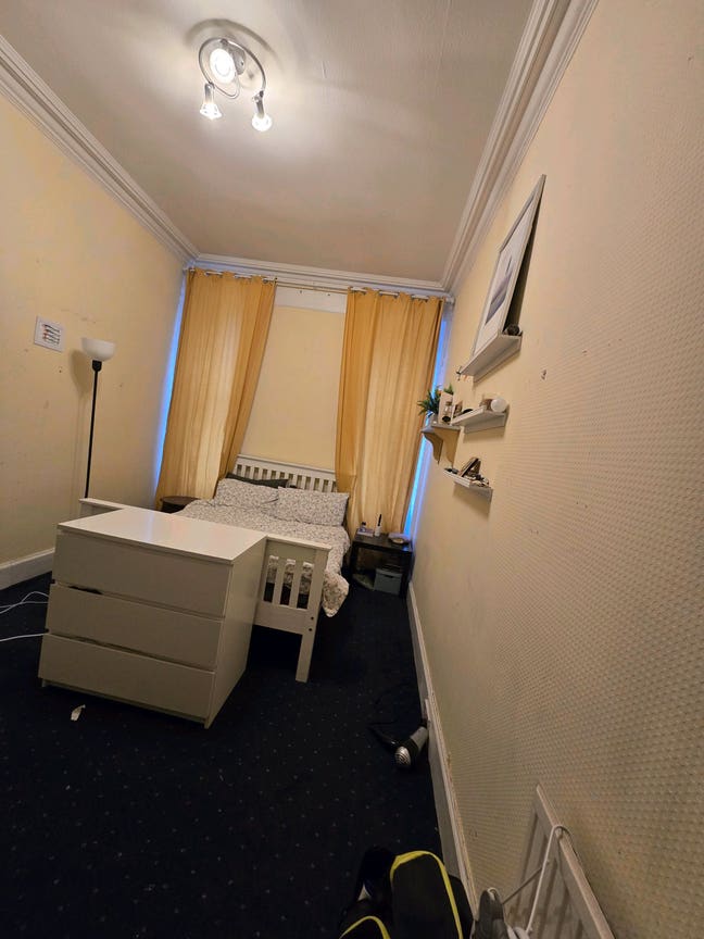 Room Available in Friendly, Social Flat Main Photo