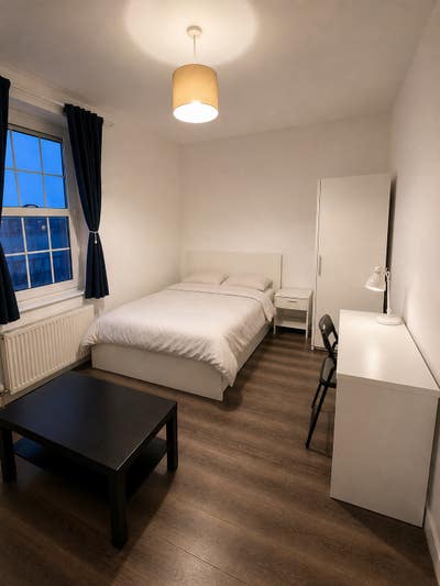 Lovely Double Room in Brick Lane Main Photo