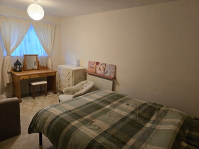 Spacious Double | Bills Inc | Sunny Garden Main Photo