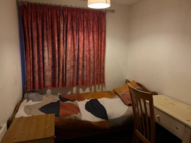 Single Room in Cowley  Main Photo