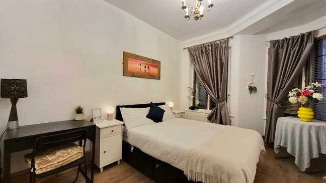 Double Room near Piccadilly, Soho Main Photo