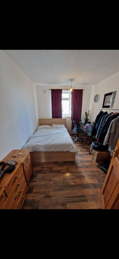 1 Bedroom Flat - Battersea  Main Photo