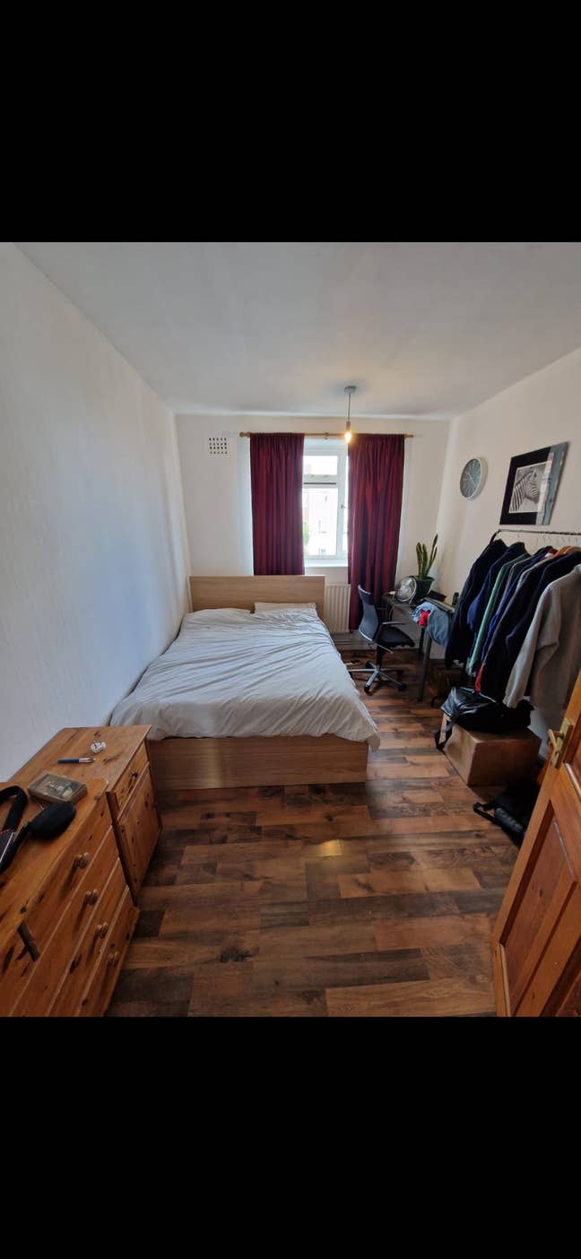 1 Bedroom Flat - Battersea  Main Photo