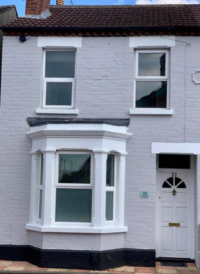 Room available 4 bedroom House Main Photo