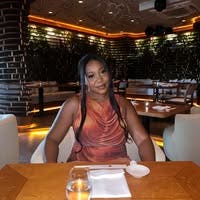 Professional Female  Main Photo