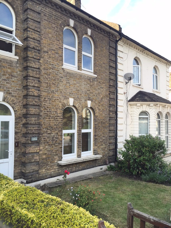 Spacious En-Suite Room in 6 Bed HMO  Main Photo