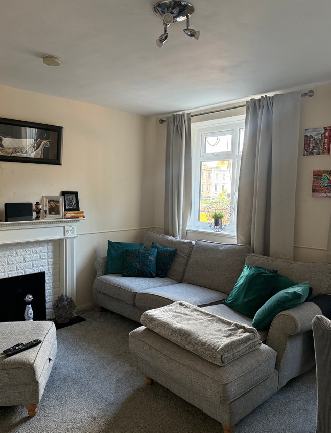 A Room between Nine Elms and Stockwell stations Main Photo
