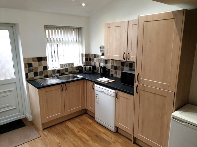 1 Room Available in a House Share in L15 Wavertree Main Photo