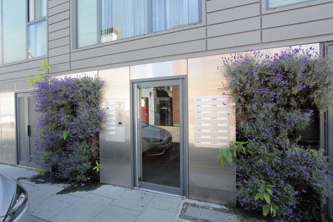 3 Rooms Near Aldgate - Modern Flat - E1 Area  Main Photo
