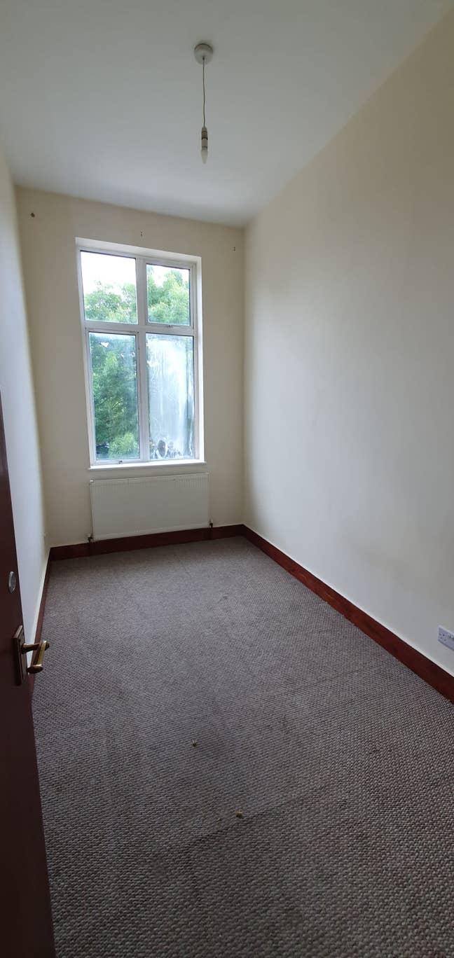 Refurb Flats -5 minutes from Tube Station  Main Photo