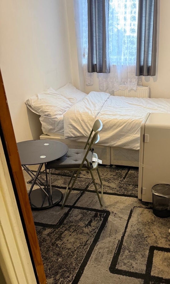 Double Bed' Flat Share Main Photo