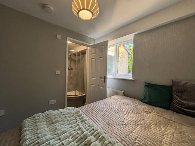 Bills Inclusive 2 NOW LEFT Double Ensuite Rooms  Main Photo