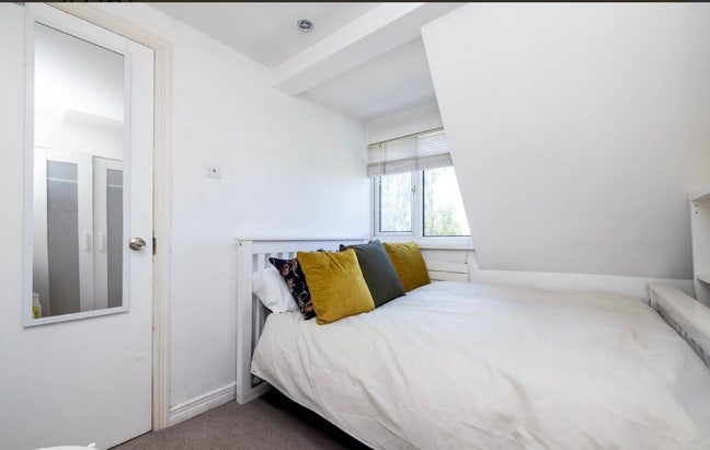 Brand New Rooms to let, Wakefield City Centre  Main Photo