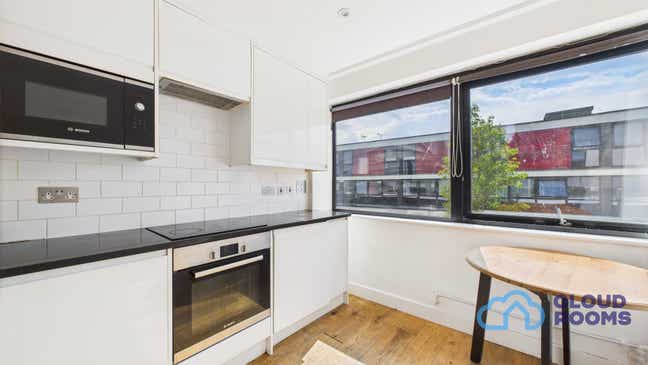Double Room in a Shared Flat – GU14 🏠 Farnborough Main Photo