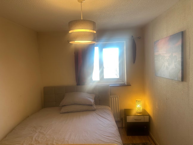 &pound;395 Room for rent. Single/double Main Photo