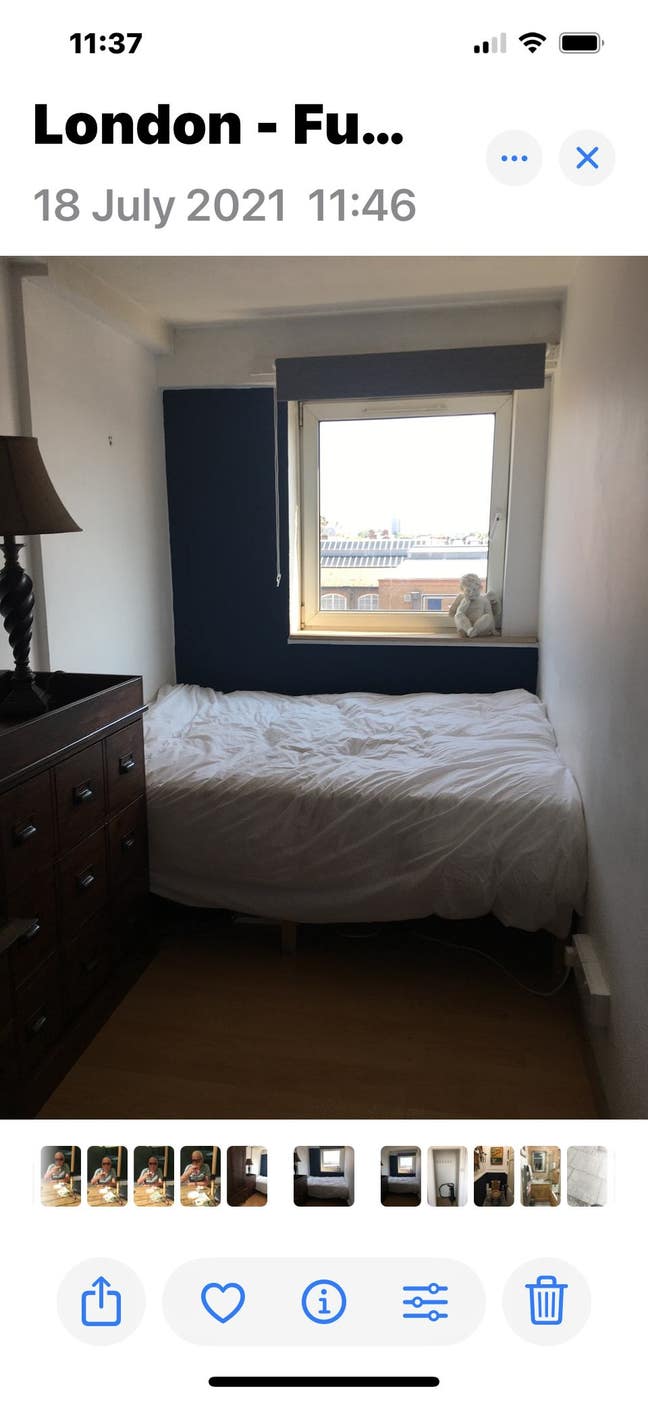 Single room , Double bed  Main Photo