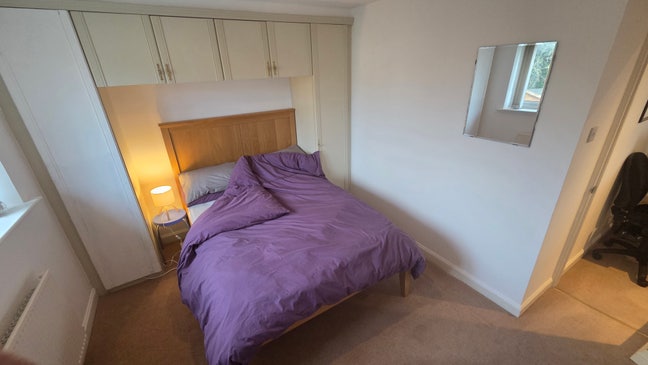 Double room in quiet cul-de-sac Main Photo