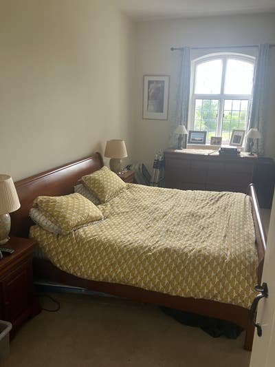 Apartment Main Photo