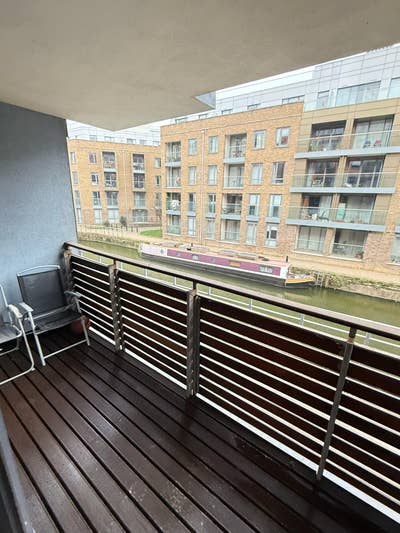 🏡Stylish 1-Bed Flat w/ Extra Office Room BILLS IN Main Photo