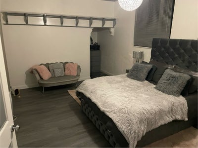 Cozy and Private Living Spaces in a Prime Location Main Photo