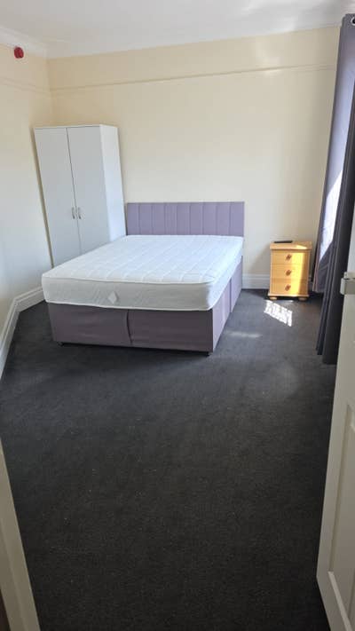 Rooms to Rent Wakefield Main Photo