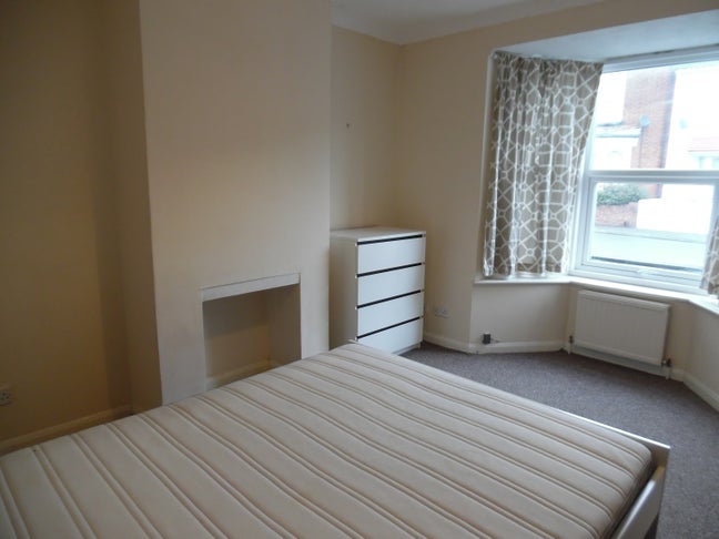 Spacious double room in central Southampton Main Photo
