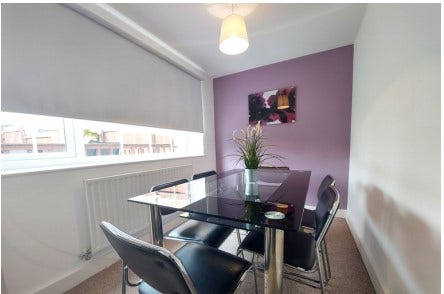 Comfy Ensuite Room in Leaf Avenue PE7 Main Photo