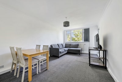 3 Doubles-Heating inc-Balcony-EC1 City Main Photo