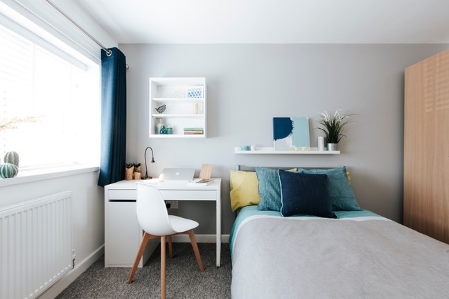 Stylish Double Rooms in great area, available NOW! Main Photo