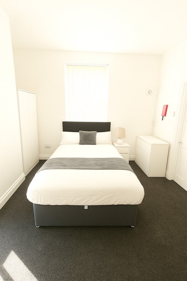 En-Suite Room Available – Old Trafford (M16)  Main Photo