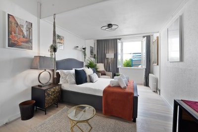 1 Bed Flat, Queen's Gate, SW7 Main Photo