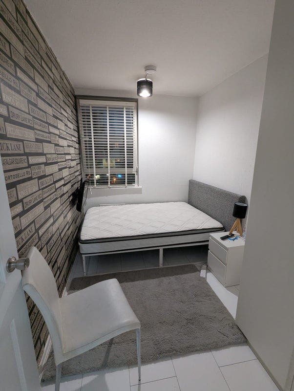 Lovely Dbl Room in Canarywharf Main Photo
