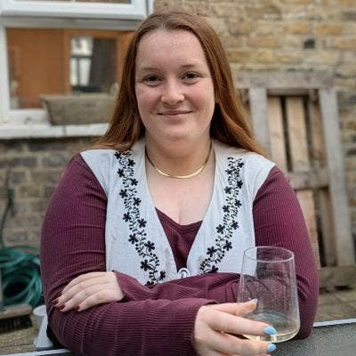 Friendly Professional looking for a home! Main Photo