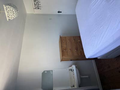 A double room and a single room available Main Photo