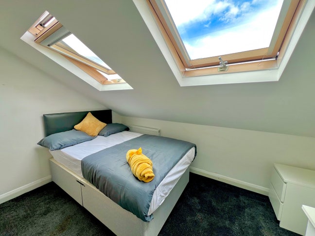  🏡Luxury Ensuite  Rooms for  Professionals CV5 Main Photo