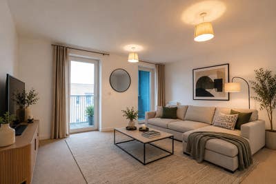 2 Bed Flat | Next To Station | Parking ⭐ Main Photo